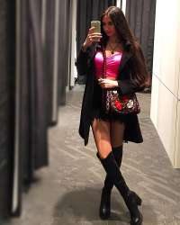 Arap Escort'tan Fantezi Dolu Bir Deneyime Davet Ediyorsunuz: Lina