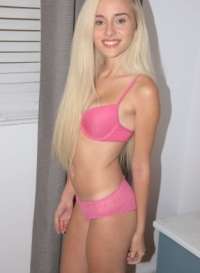 Benzersiz Tarzım ve Tutişmamış Güzelliğim ile Öne Çıkan Zenci Escort Bayan