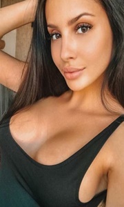 Doğu'nun Mücevheri: İnce, Zarif ve Zarafet Dolu Türk Escort