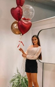 Rus Eskort Alanında Tutkunuza Sınırlar Ötesinde Eşlik Edecek Nadir Hatun