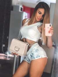 Taşucu'nun Büyüleyici Escortu: Göz Kamaştıran Güzellik, 76 kg, 165 sm