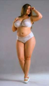 Zenci Escort Stella ile Ateşli Dakikalar Sizi Bekliyor