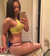 Zenci Escort'ta Baştan Çıkarıcı Güzellik