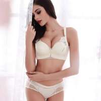 Zenci Escortun Tutkulu ve Hizmet Dolu Dünyası: Akıllardan Çıkmayan Deneyimler